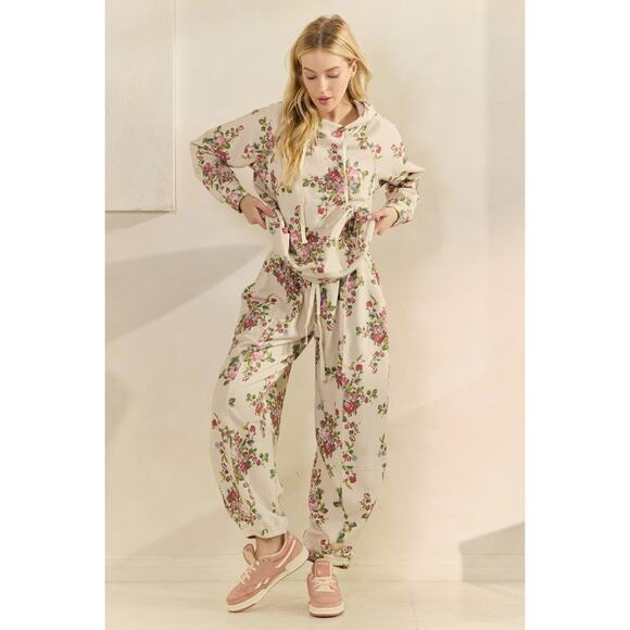 Veveret Size Medium Beige Floral Printed French Terry Pants - Picture 5 of 11